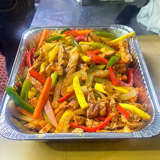 1/2 HALF TRAY Chicken Fajita.