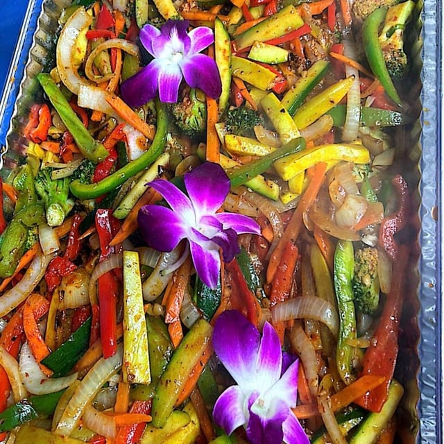 FULL TRAY VEGETABLE FAJITA.