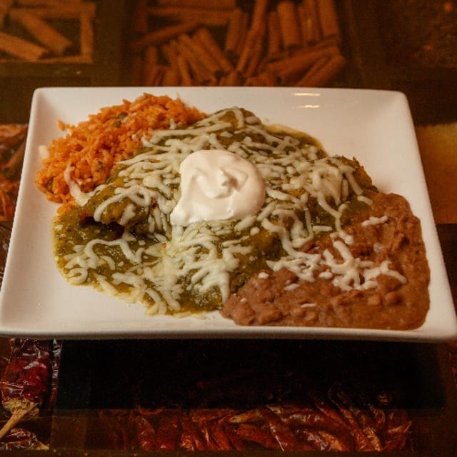 Enchiladas Suizas.